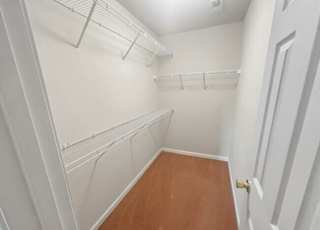 Building Photo - 1724 Market St