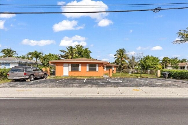 Building Photo - 1451 NW 19th St