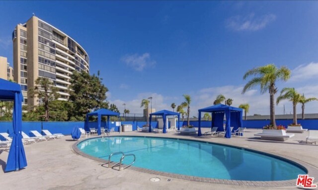 Building Photo - 4335 Marina City Dr