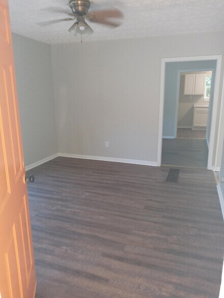 Building Photo - 3218 Simpson Rd