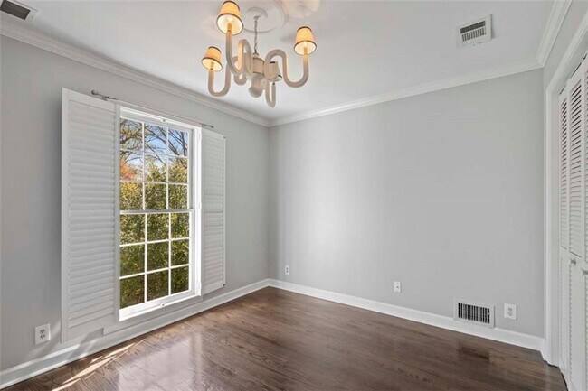 Building Photo - 1400 N Morningside Dr NE