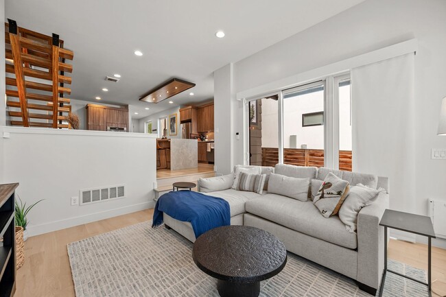 Building Photo - 3448 W 36th Ave