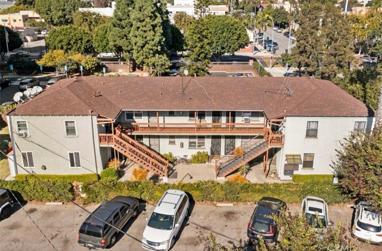 Building Photo - 337 Lime Ave