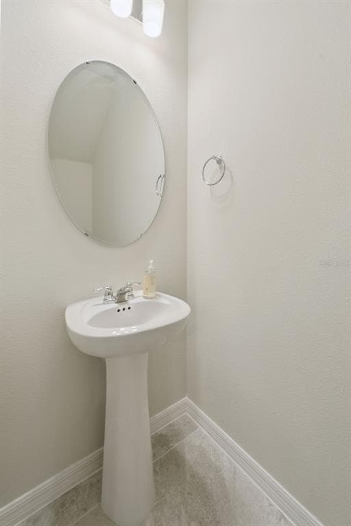 Building Photo - 3082 Emerald Acrs Ln