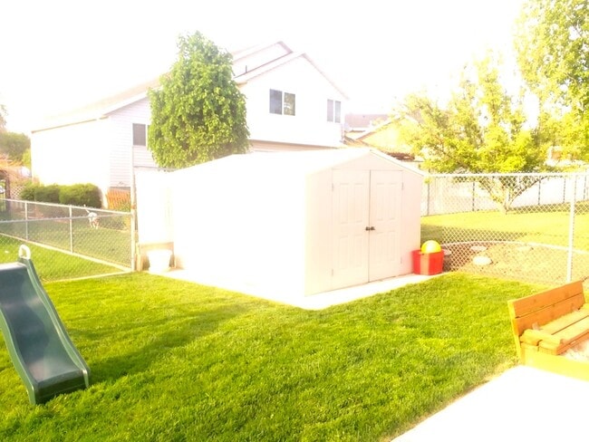 Building Photo - 2258 W 5700 S