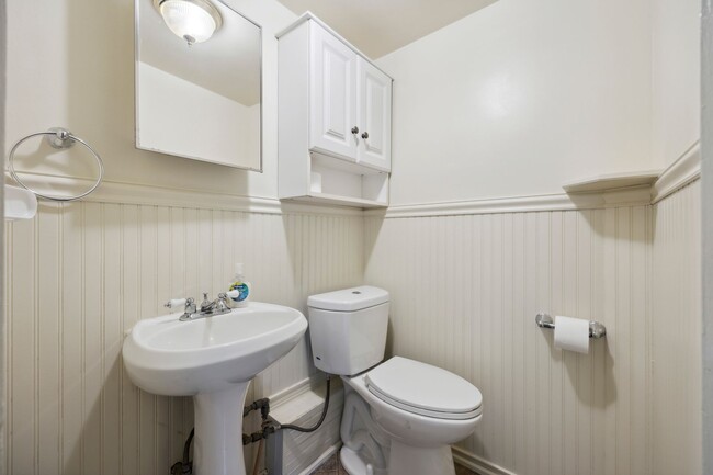 Building Photo - Charming Single-Family Home in Downingtown School District – Available 2/13/26!