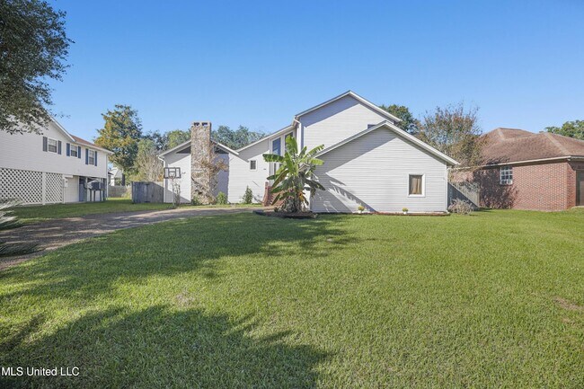 Building Photo - 4409 Shadow Wood Cir