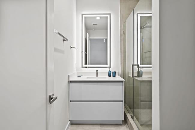 Building Photo - 970 Excellence Cir