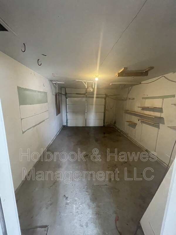Building Photo - 3613 Highland Dr