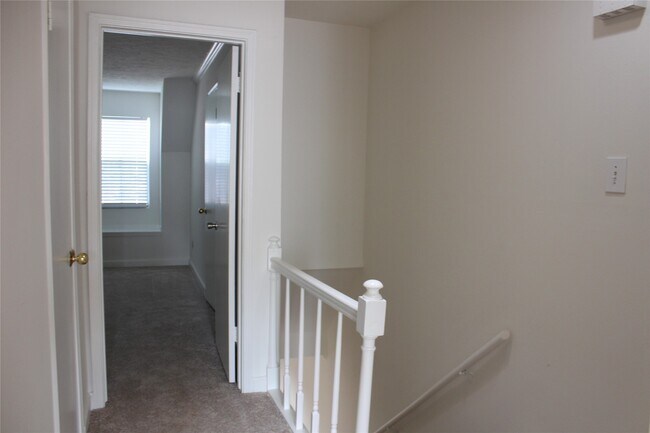 Building Photo - 14719 Barryknoll Ln