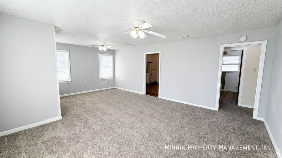 Building Photo - 4010 32nd St