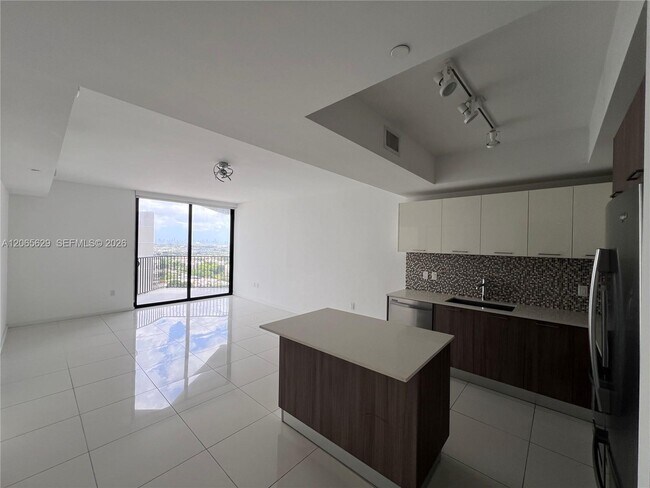 Building Photo - 5300 Paseo Blvd