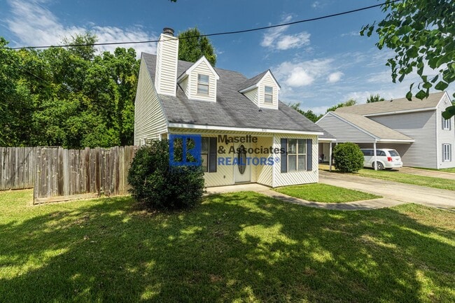 Building Photo - 3 Bed/2 Bath Home in Pearl