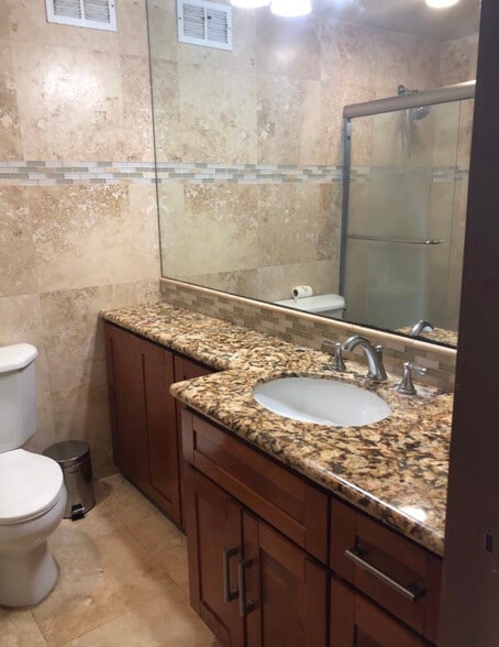 Building Photo - 68-090 Au St