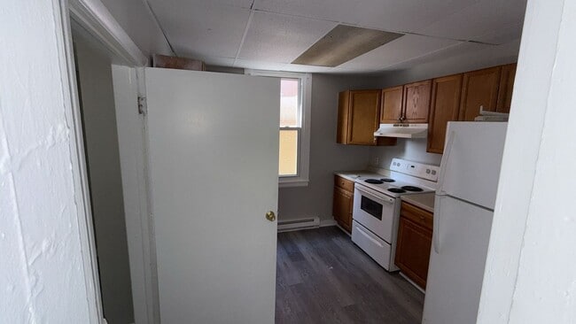 Building Photo - 3 Bedroom Row House Ready For You To Make Your New Home Soon! www.prospectpmm.com