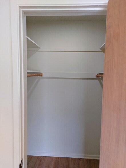 Building Photo - 1038 12th St