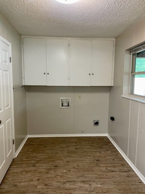 Building Photo - 3 bedroom 2 bath in quiet neighborhood