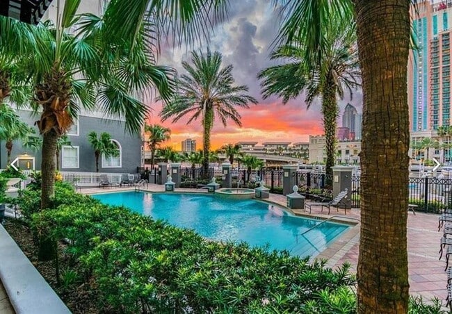 Building Photo - 700 S Harbour Island Blvd