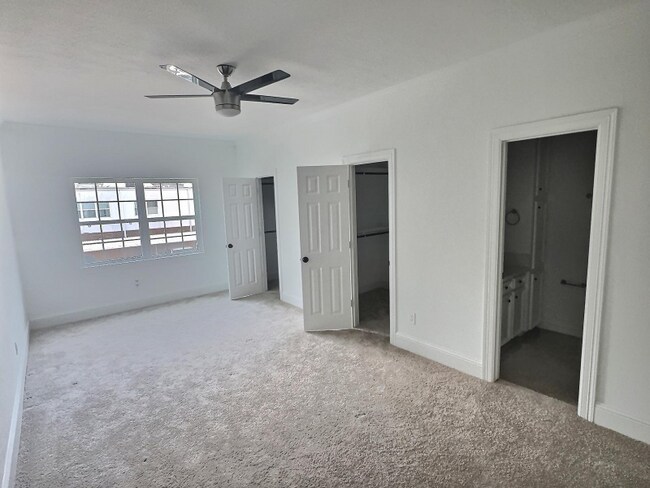 Building Photo - 2010 Stoney Brook Dr