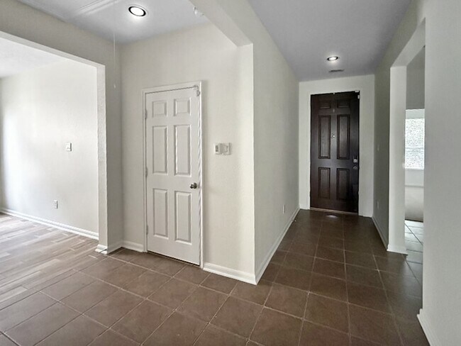 Building Photo - 6503 Bayliss Valley Ln