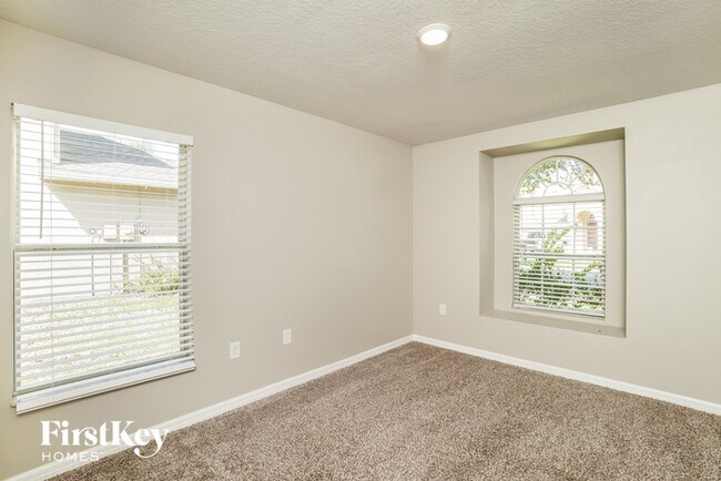 Building Photo - 18416 Cypress Bay Pkwy