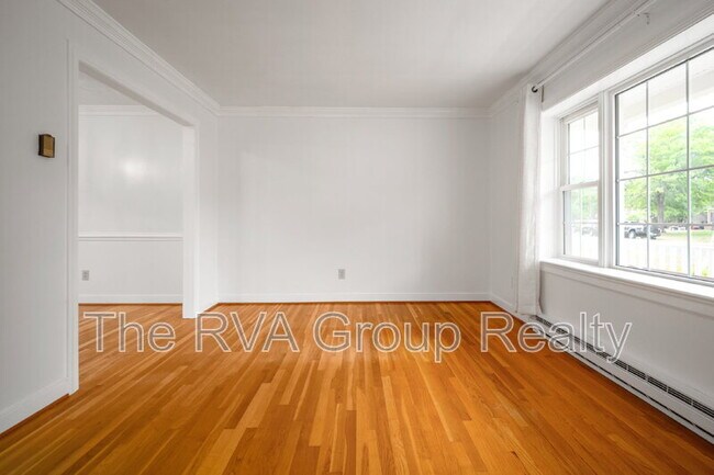 Building Photo - 2425 Capehart Rd