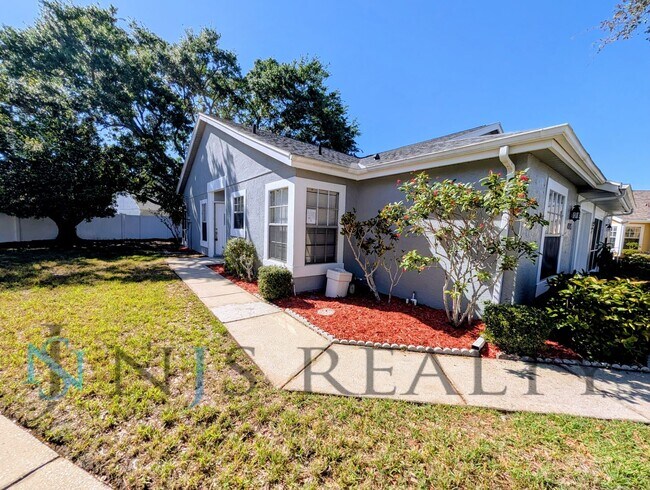 Building Photo - 2/2/1 1200sf Villa with Community Clubhouse & Pool... TRASH, LAWNCARE & BASIC CABLE INCLUDED!