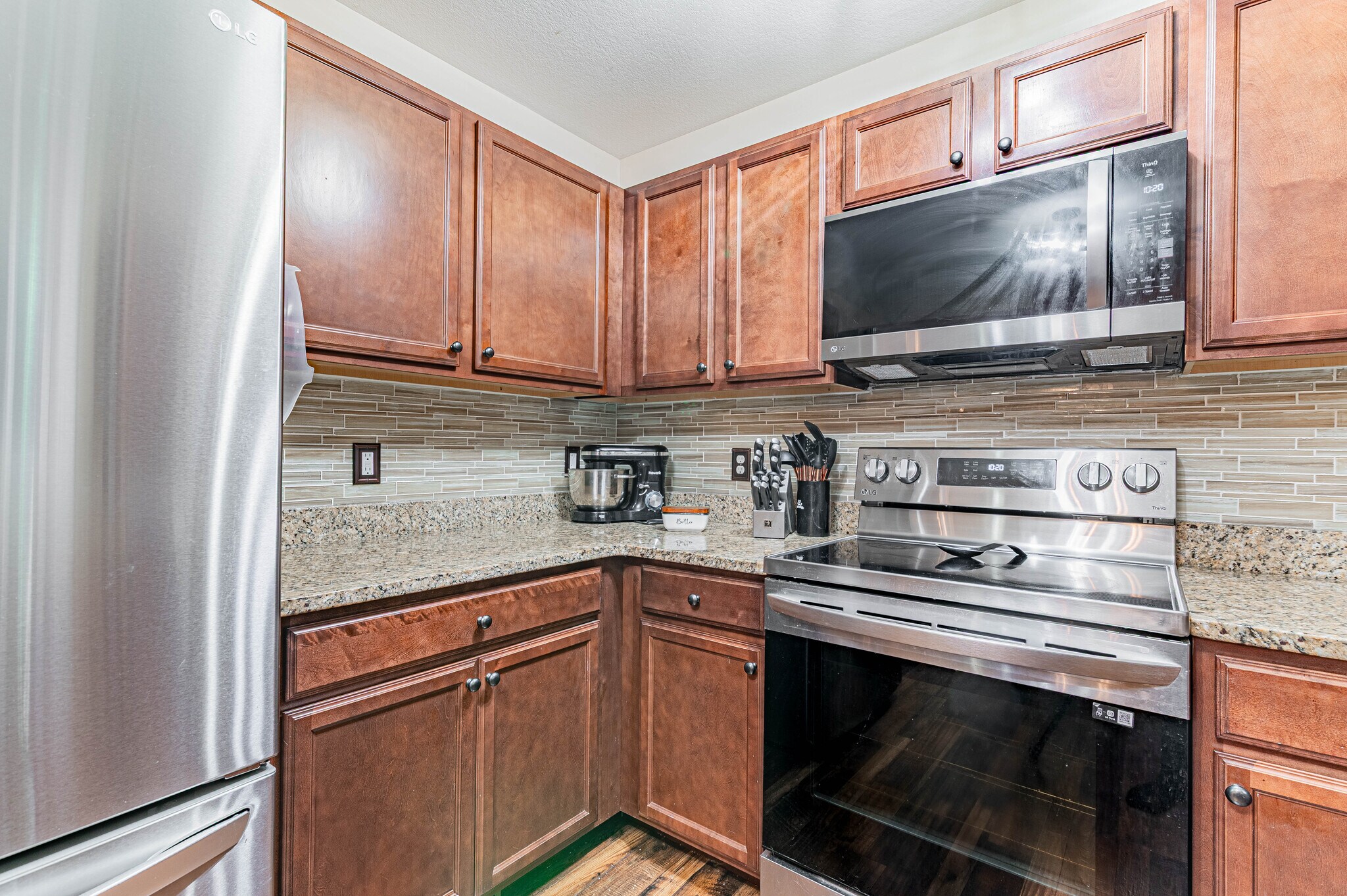 Building Photo - 7809 Elkton Ln