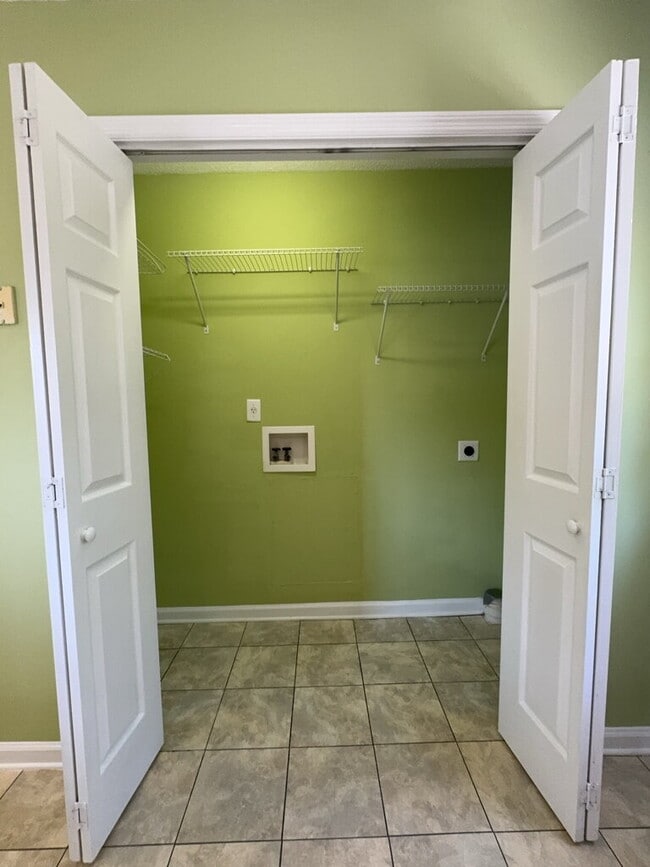 Building Photo - 1992 W Brandymill Ln