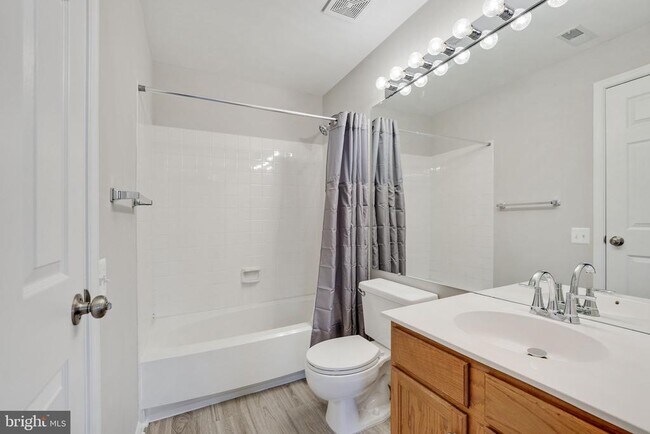 Building Photo - 8234 Winstead Pl