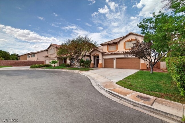 Building Photo - 2572 Corner Stone Cir