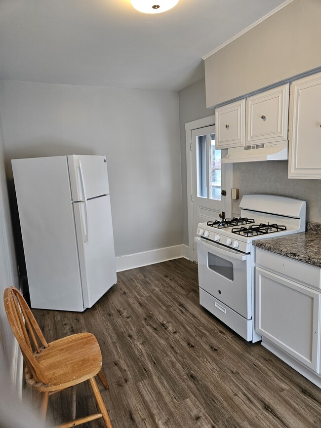 Newly redone kitchen - 18 Spring St