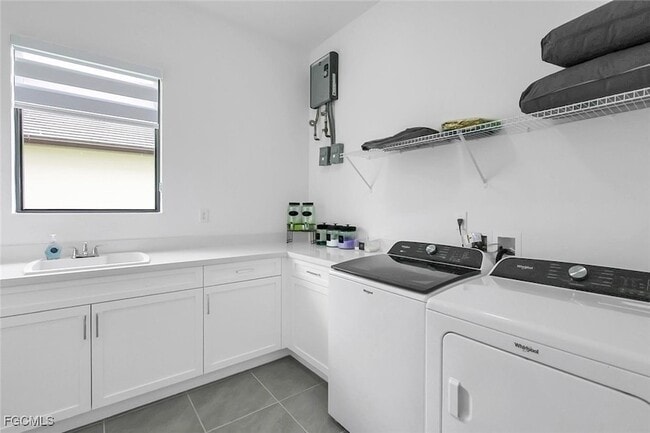 Building Photo - 5316 Marano Dr
