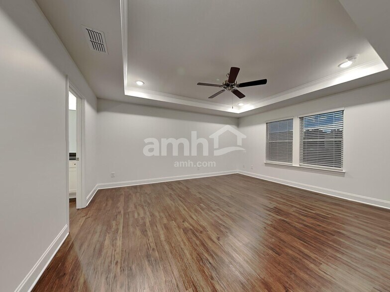 Building Photo - 1401 Alcovy Rd SE
