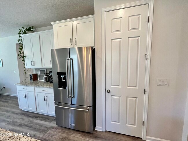 Building Photo - 2274 Lincoln Sendero Trail