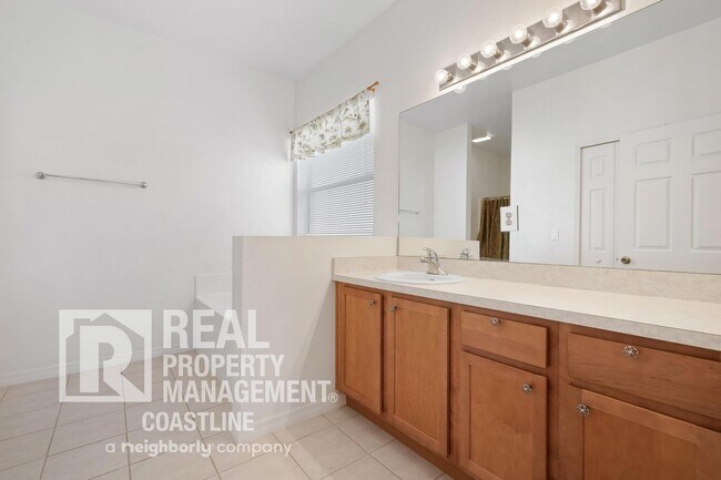 Building Photo - Flexible Lease: Seasonal OR Annual Furnished/Unfurnished – 3BR North Port Home!