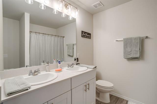 Building Photo - 4553 Greyberry Dr