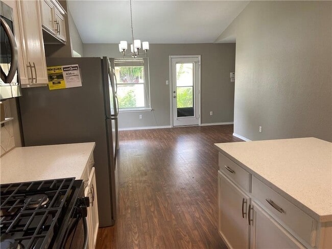 Building Photo - 1513 Big Bend Dr