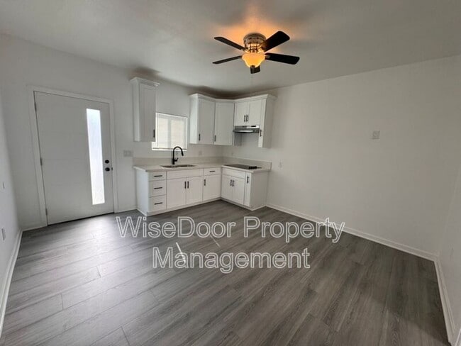 Building Photo - 6133 Danby Ave