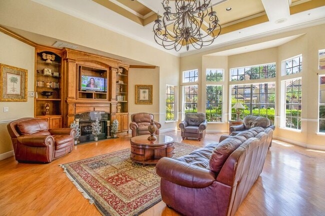 Building Photo - 821 Grand Regency Pointe