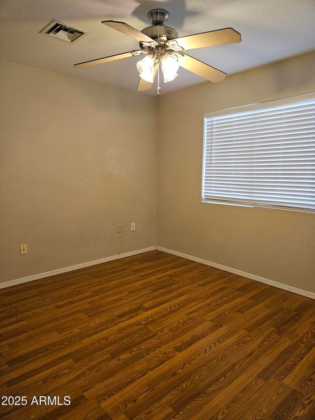 Building Photo - 1194 N Madrid Ln
