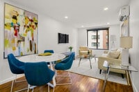 Building Photo - 77 E 110th St