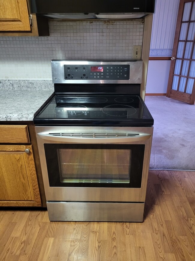 Building Photo - 1305 Whitney Ln