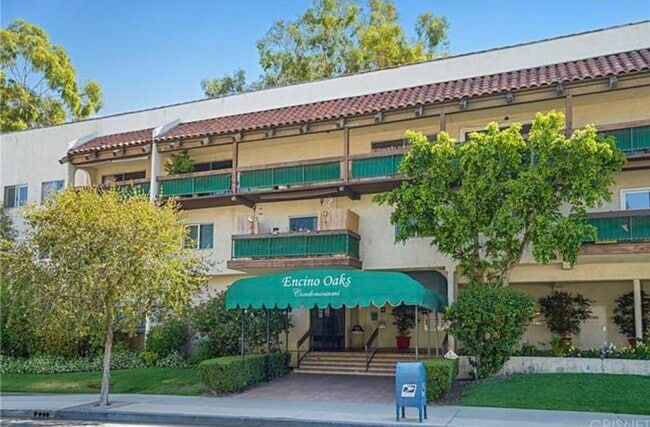 Building Photo - 5460 White Oak Ave