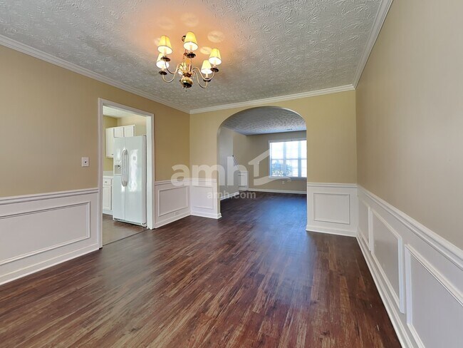 Building Photo - 5296 Under Way