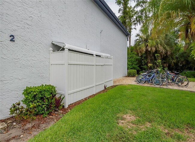 Building Photo - 120 Cypress Ln