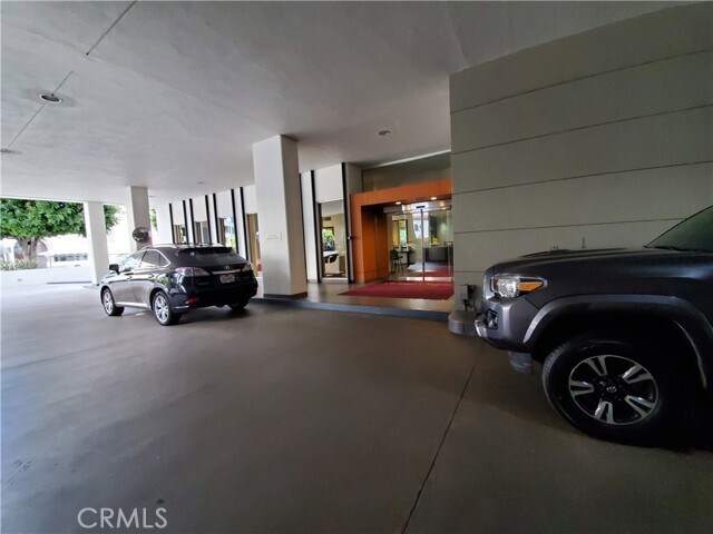 Building Photo - 10501 Wilshire Blvd