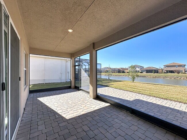 Building Photo - 32801 Tree of Life Ave