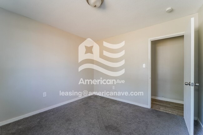 Building Photo - 5409 Queen Mary Ln
