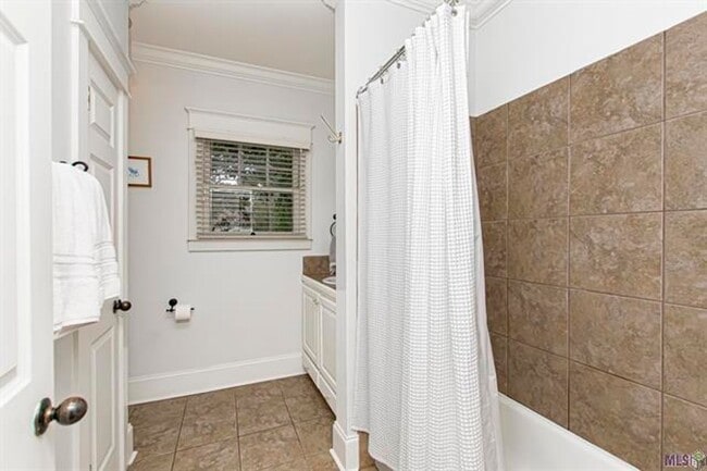 Building Photo - 3 Bedroom House in Capital Heights